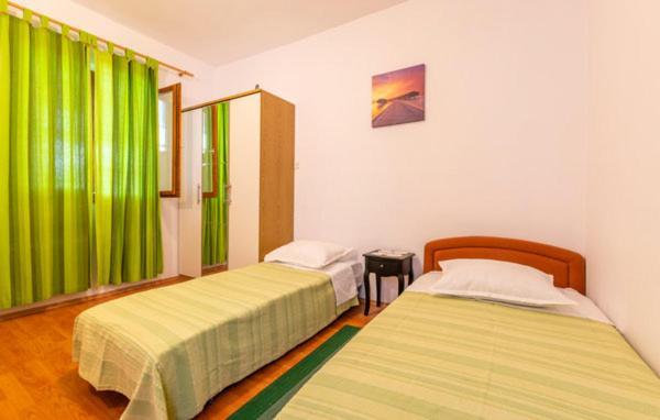 Ferienwohnung Apartman Ante Zvecanje Exterior foto