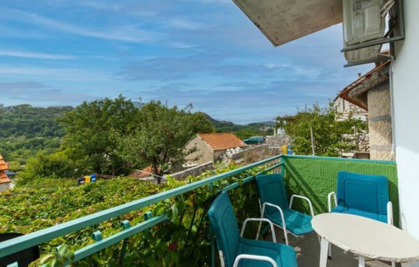 Ferienwohnung Apartman Ante Zvecanje Exterior foto